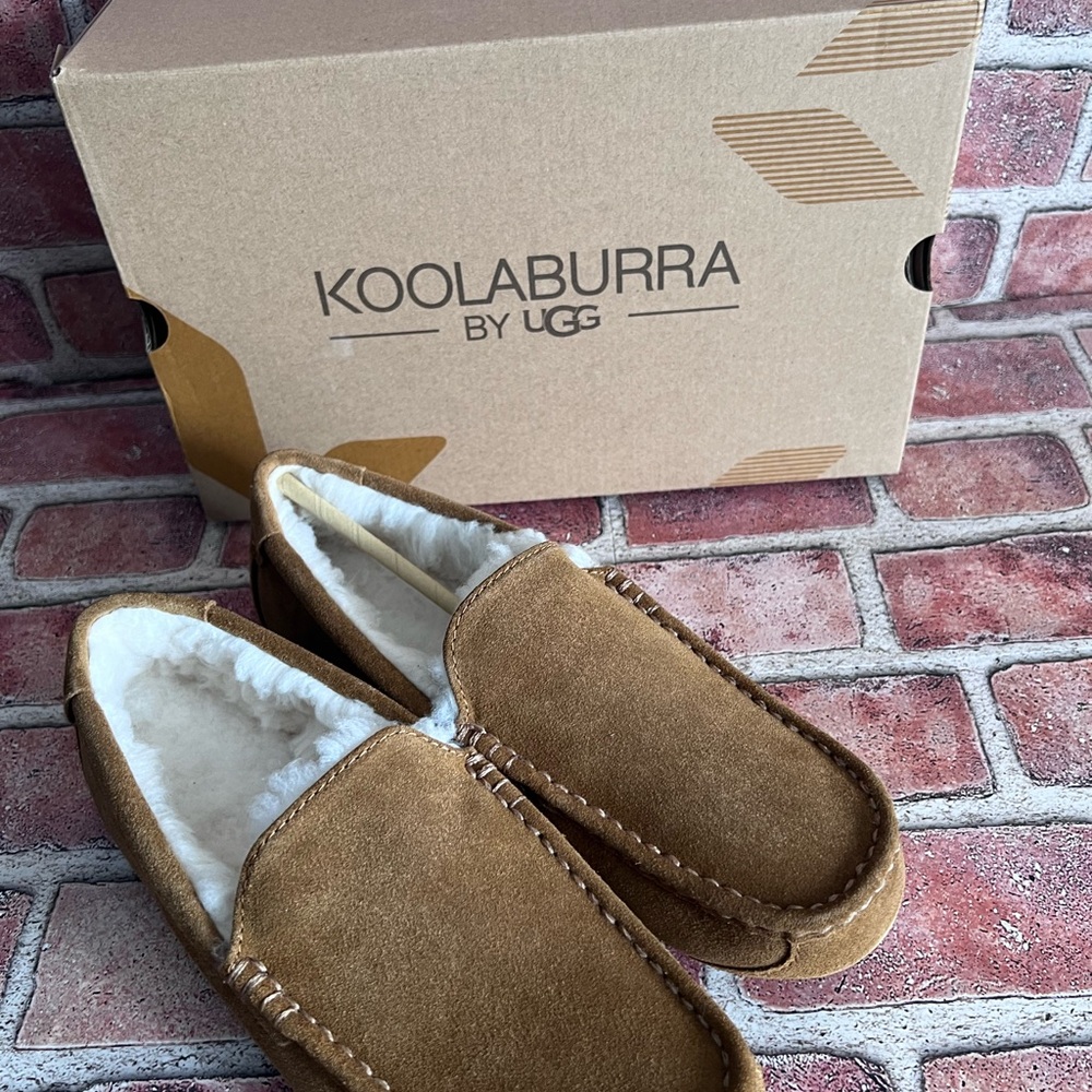 Kookaburra by UGG Men’s slippers